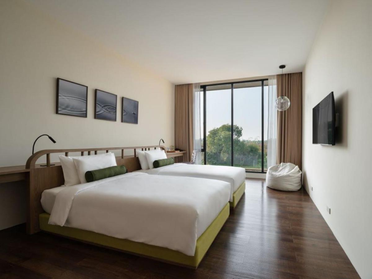 Neera Retreat Hotel Nakhon Pathom Luaran gambar